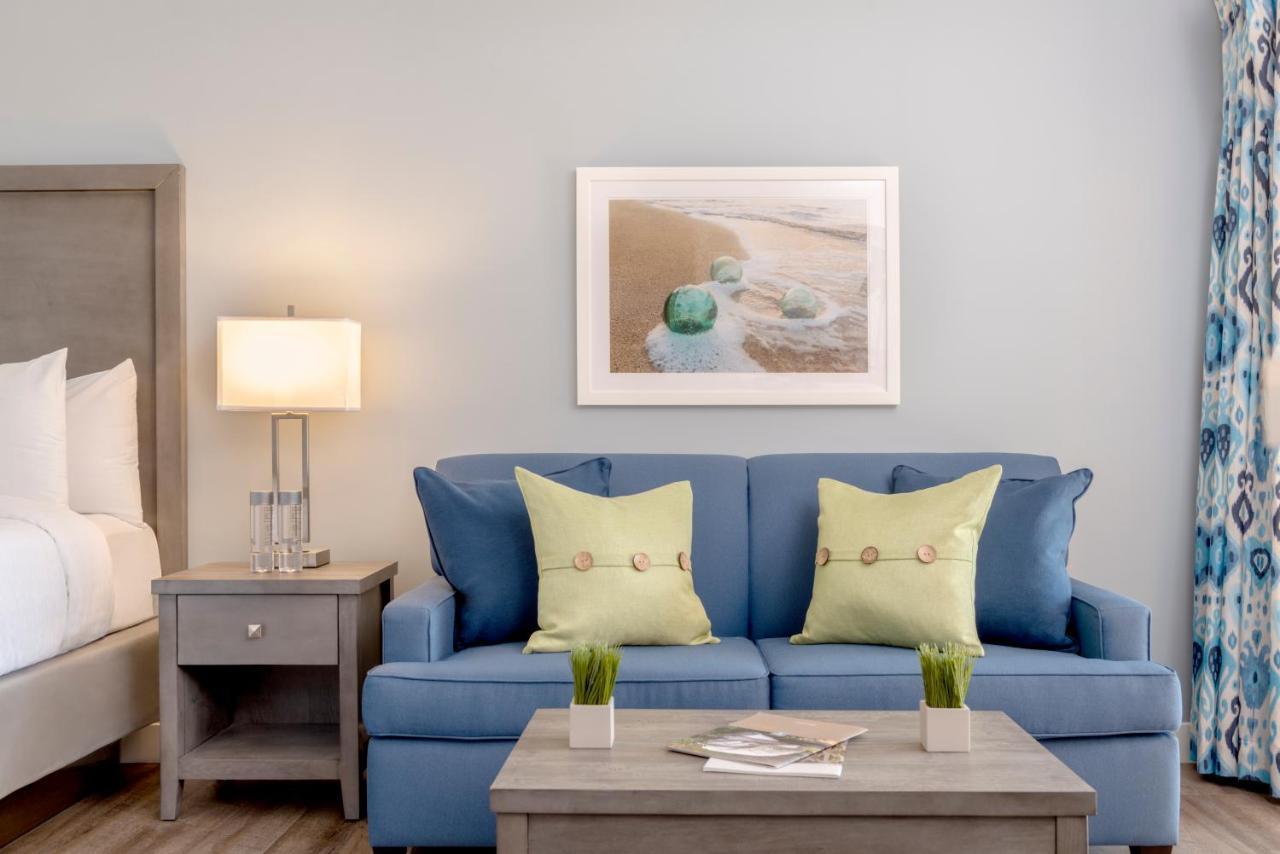 Beachfront Inn And Suites At ดานาพอยท์ ภายนอก รูปภาพ
